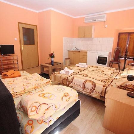 Apartment Stari Grad Τρέμπινιε Δωμάτιο φωτογραφία