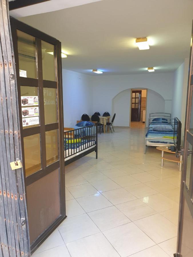Apartment Stari Grad Τρέμπινιε Εξωτερικό φωτογραφία