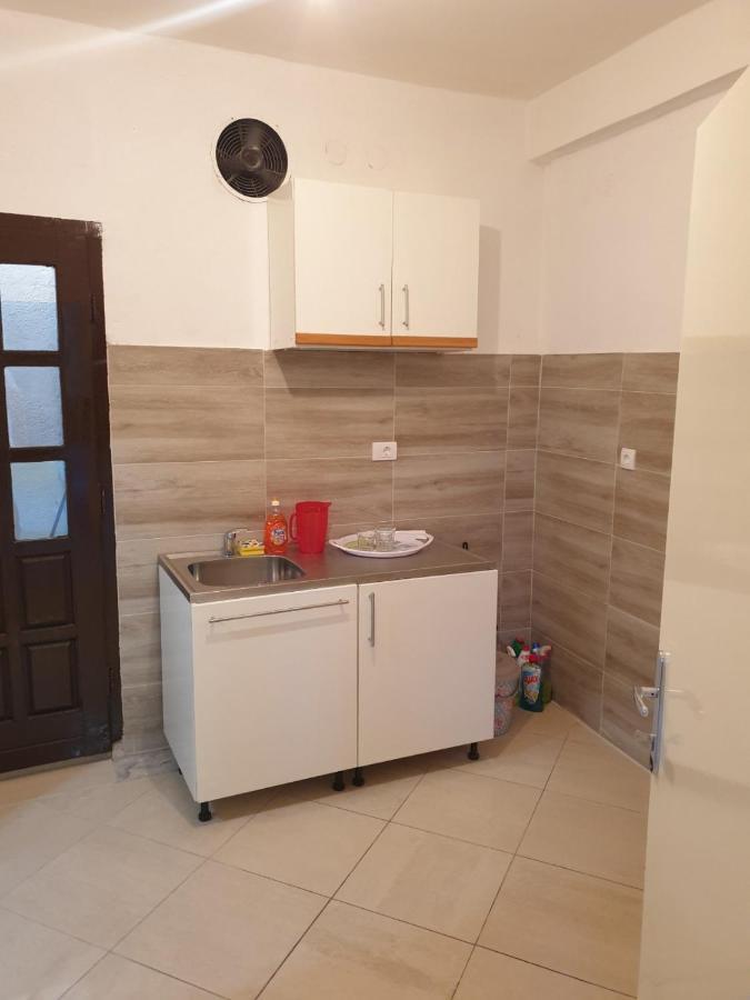 Apartment Stari Grad Τρέμπινιε Εξωτερικό φωτογραφία