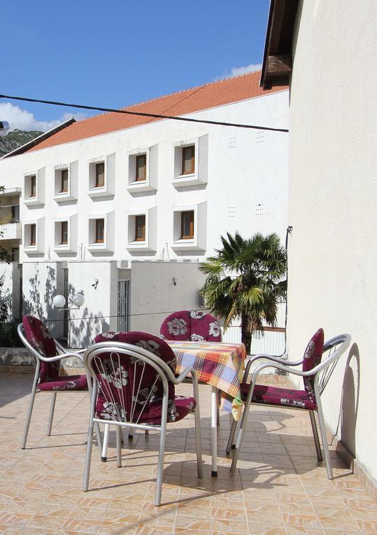 Apartment Stari Grad Τρέμπινιε Δωμάτιο φωτογραφία